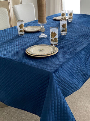 Why a Beautiful Tablecloth is Essential for Every Holiday Meal