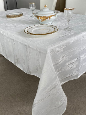 Your Ultimate Guide to Buying Wholesale Tablecloths: Styles, Savings, and Sourcing Tips