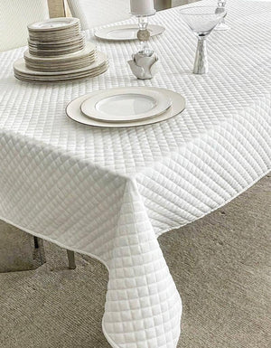 What Size Tablecloth Do I Need? A Simple Buying Guide
